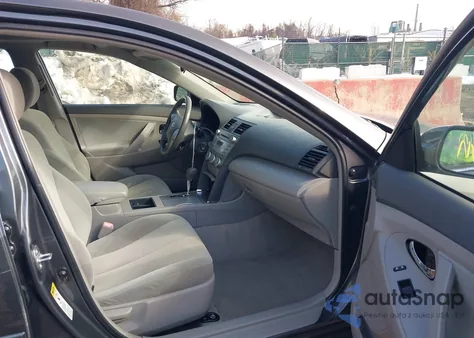 2009 Toyota Camry Le from USA, damaged, VIN 4T1BE46KX9U365524